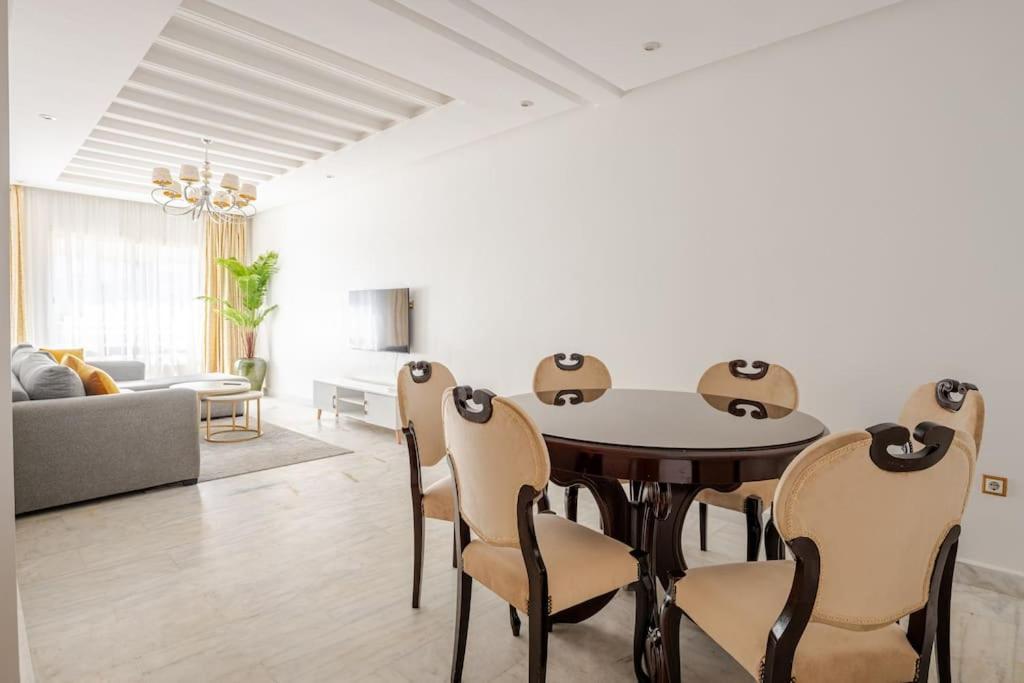 Luxe Moderne Et Confort A Harhoura Buitenkant foto