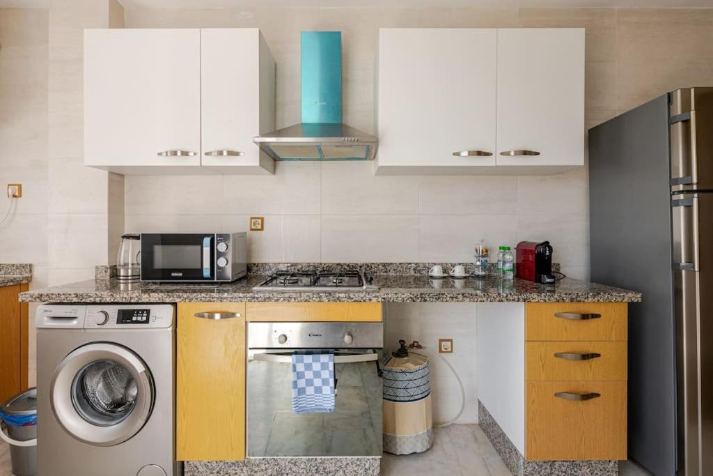 Luxe Moderne Et Confort A Harhoura Buitenkant foto